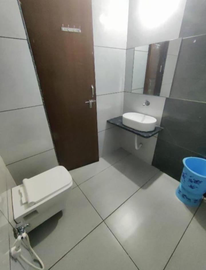 Hotel Shree Sai شيردي المظهر الخارجي الصورة