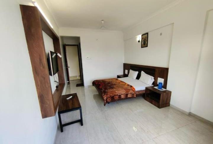 Hotel Shree Sai شيردي المظهر الخارجي الصورة